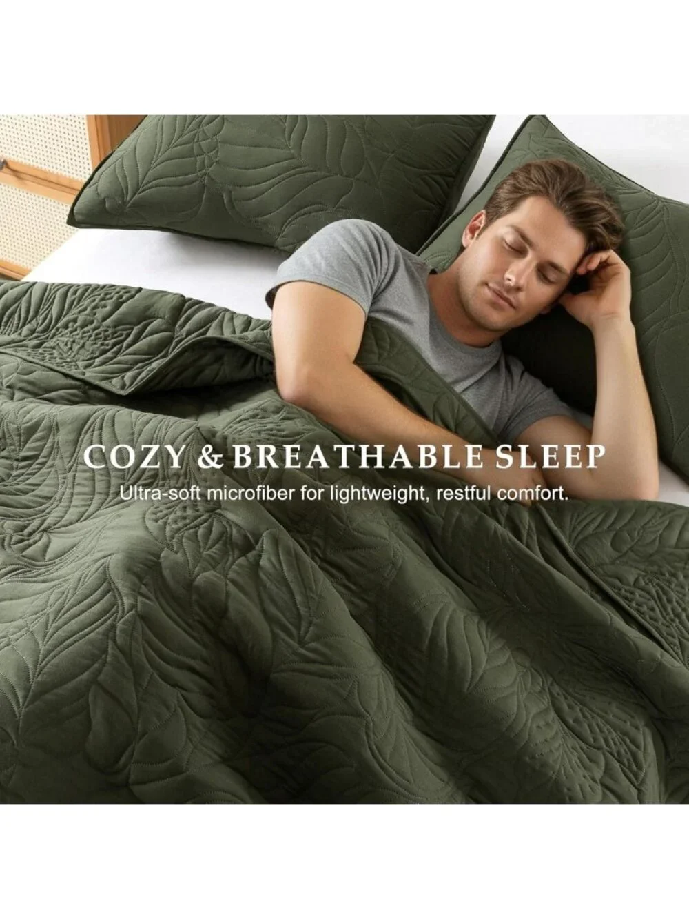 Olive Green King Quilt Set - Soft Lightweight Farmhouse Bedspread, Leaf Pattern